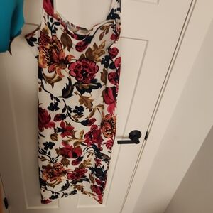 Floral Print Sleeveless Dress With Slit